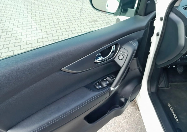 Nissan Qashqai cena 78900 przebieg: 149000, rok produkcji 2019 z Mysłowice małe 562
